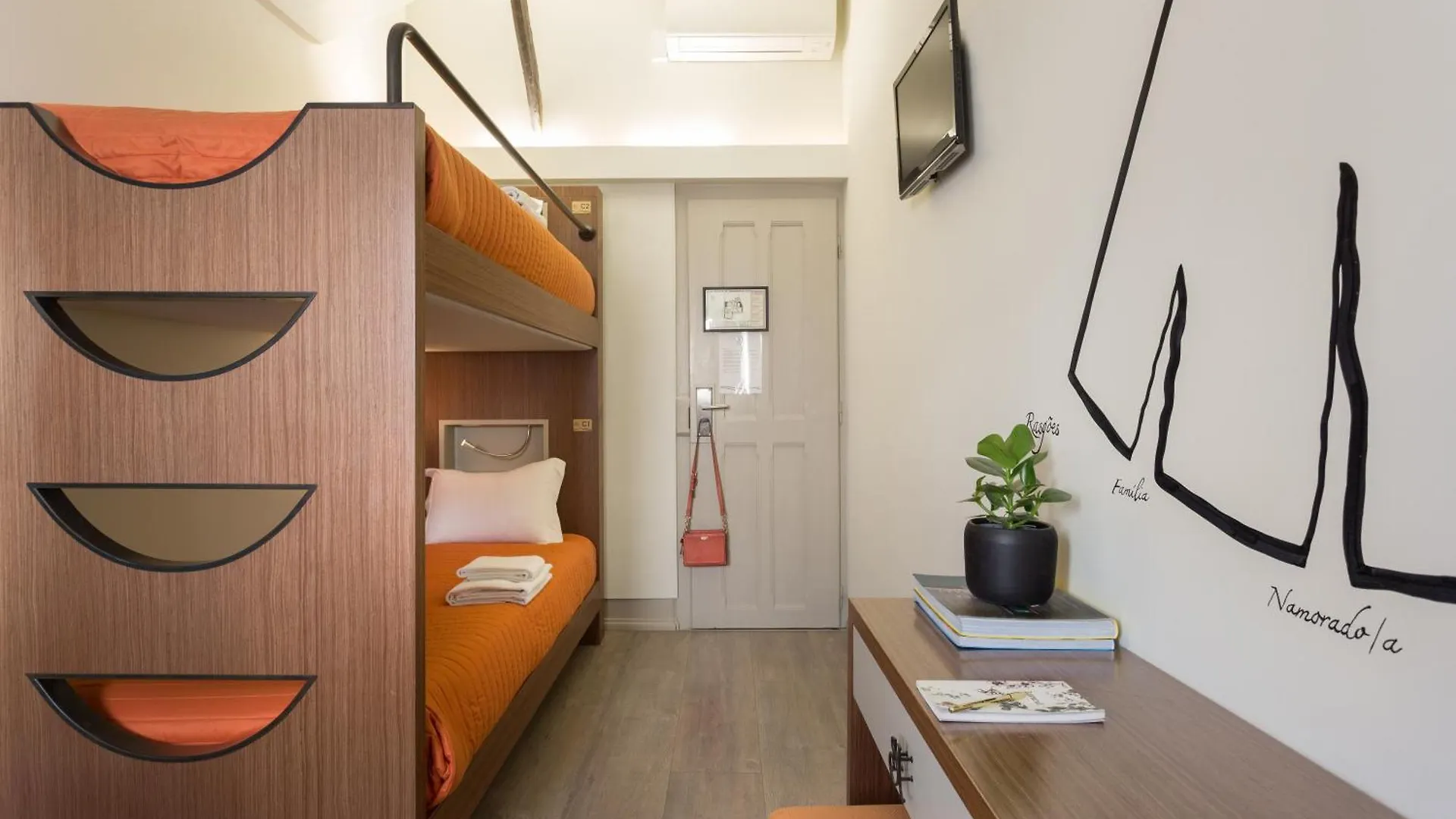 Serenata Hotel & Hostel Coimbra